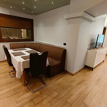 Chan Krum With Sauna & Jacuzzi In Center Appartement *