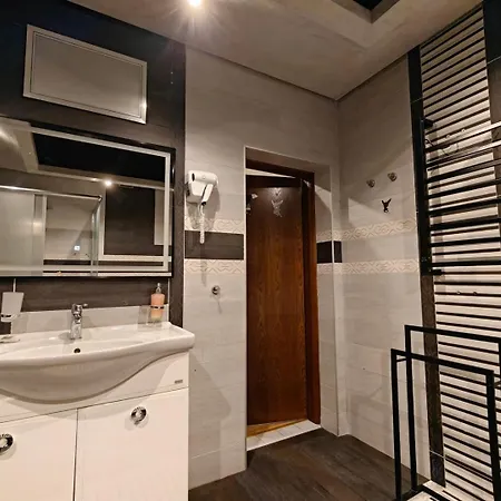 Chan Krum With Sauna & Jacuzzi In Center Appartement